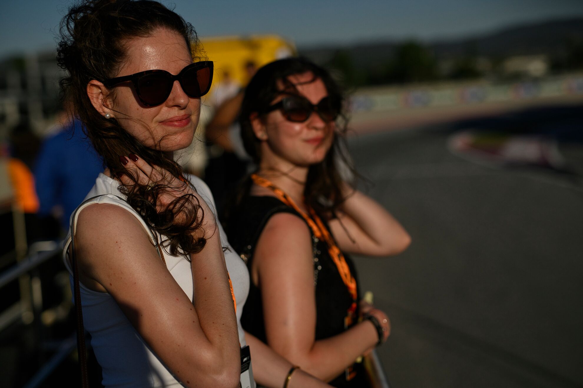 Guided track tour Inclusion