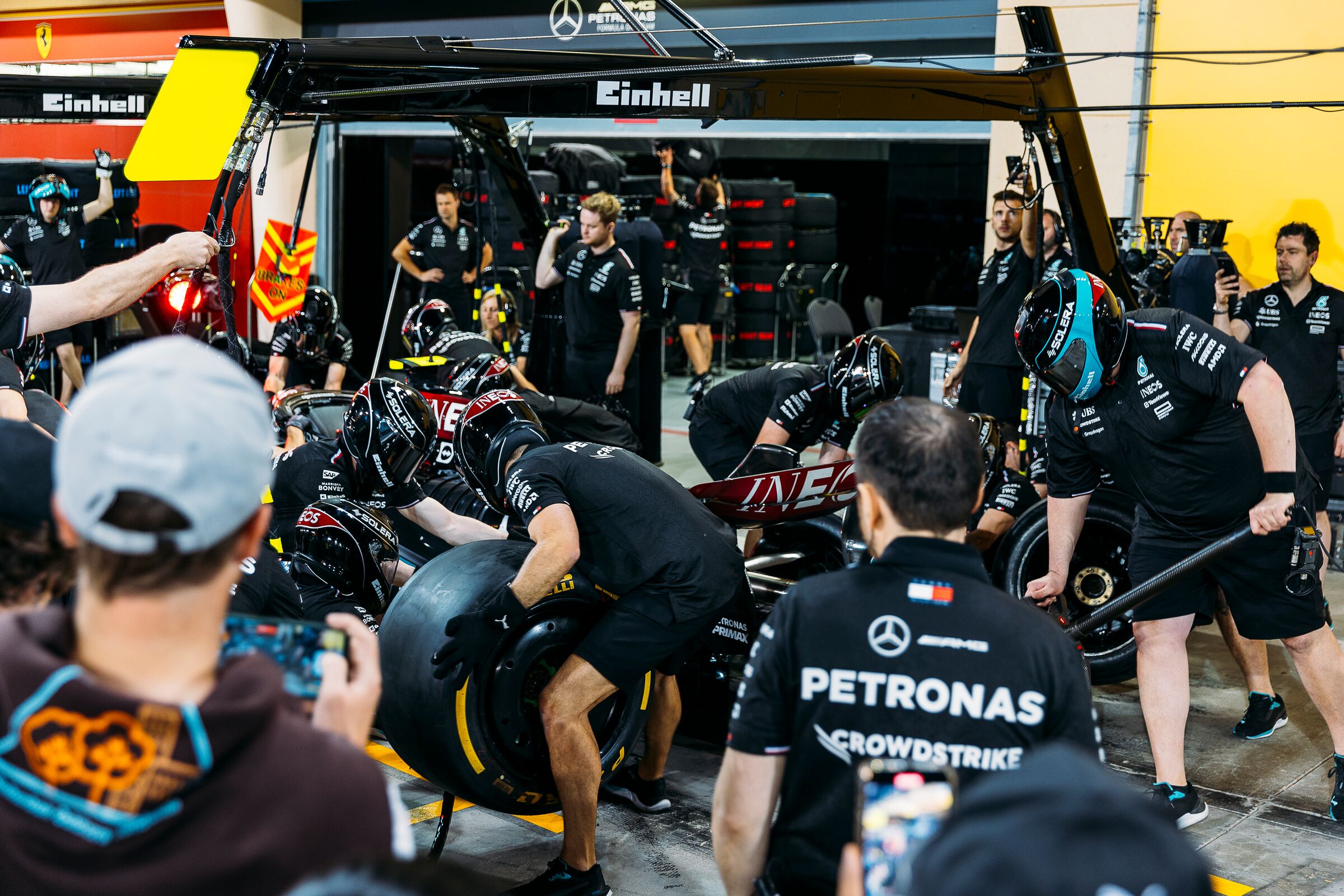 Exclusive Aramco F1® Pit Lane Walk Inclusion