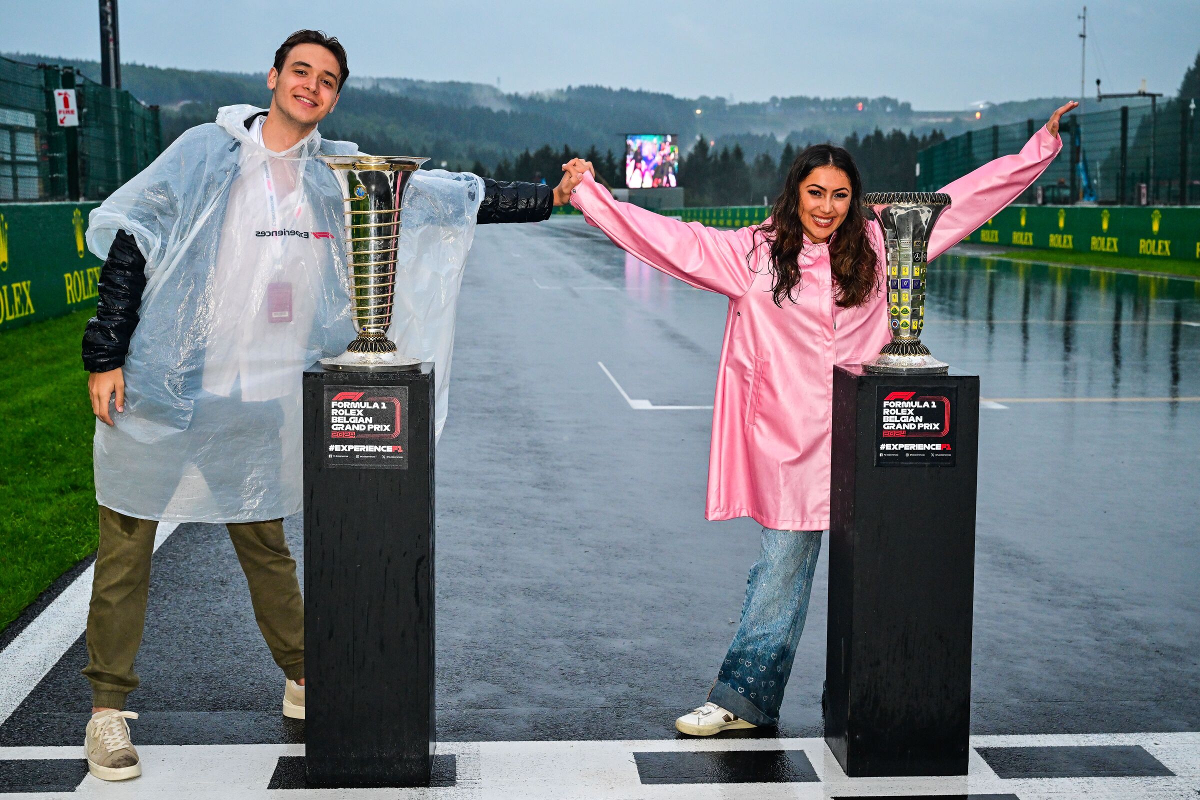 Grid Walk + Championship Trophy Photo Inclusion