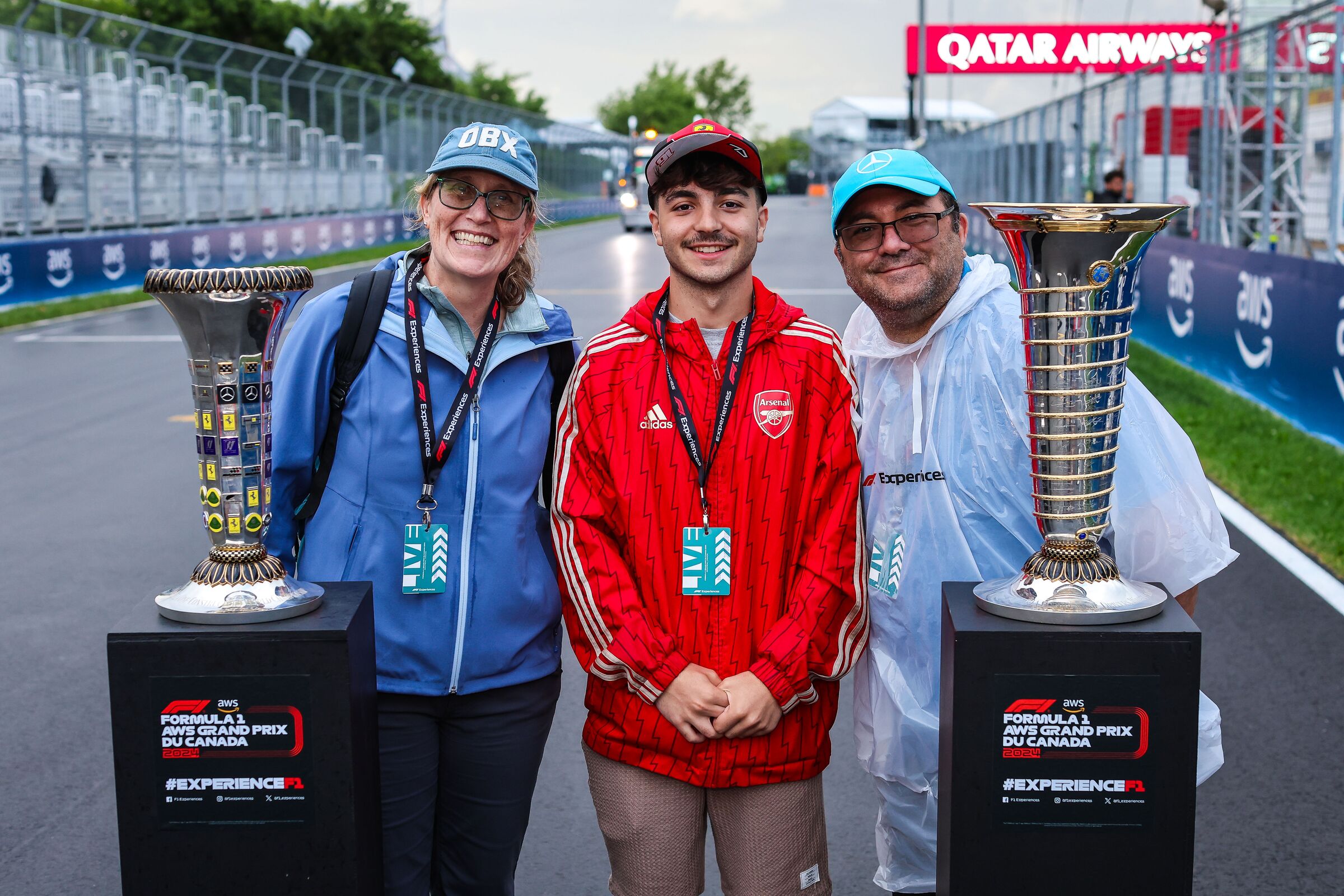 Championship Trophy Photo Inclusion