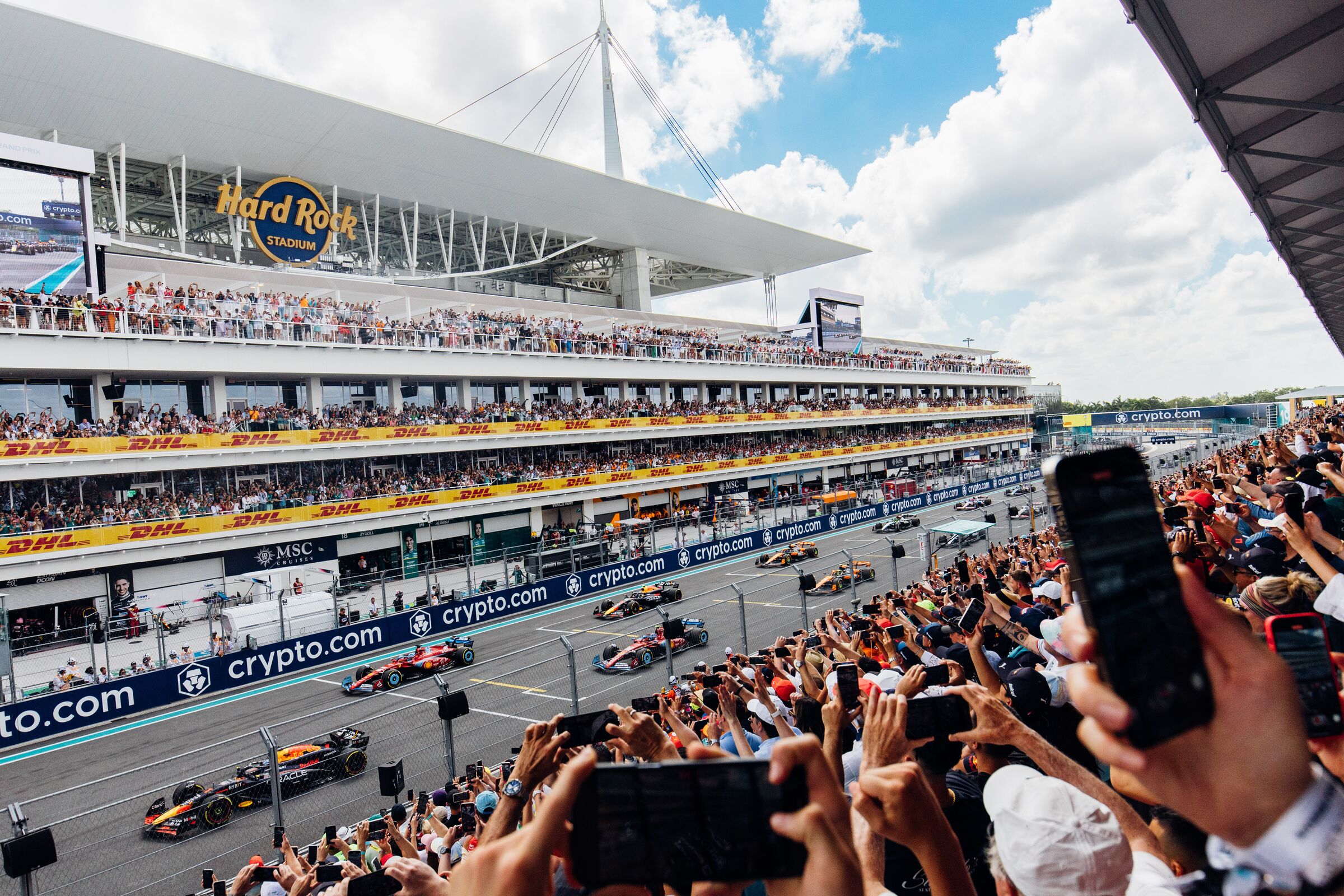 Start/Finish Grandstand Inclusion