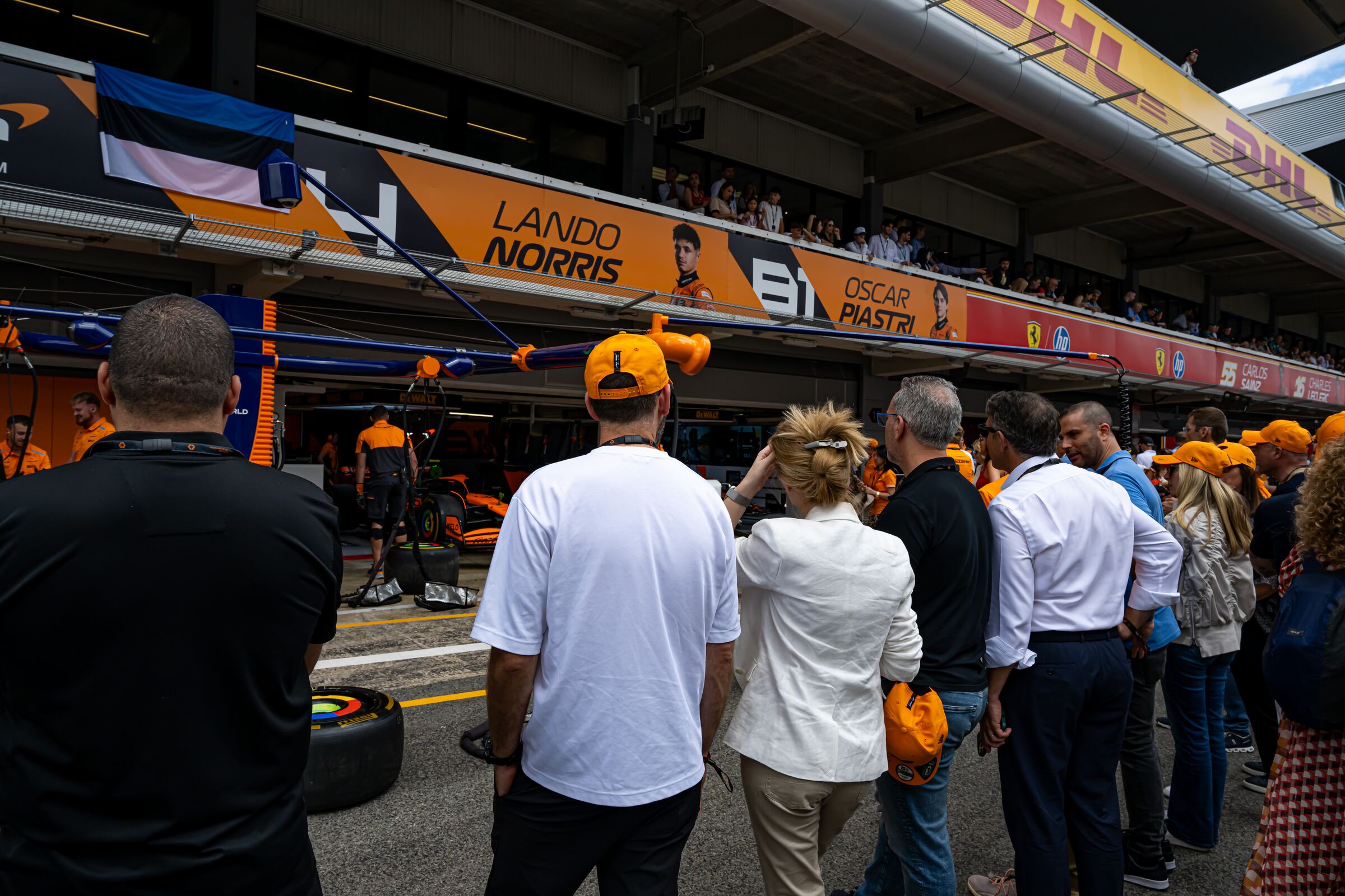Exclusive Aramco F1® Pit Lane Walk Inclusion