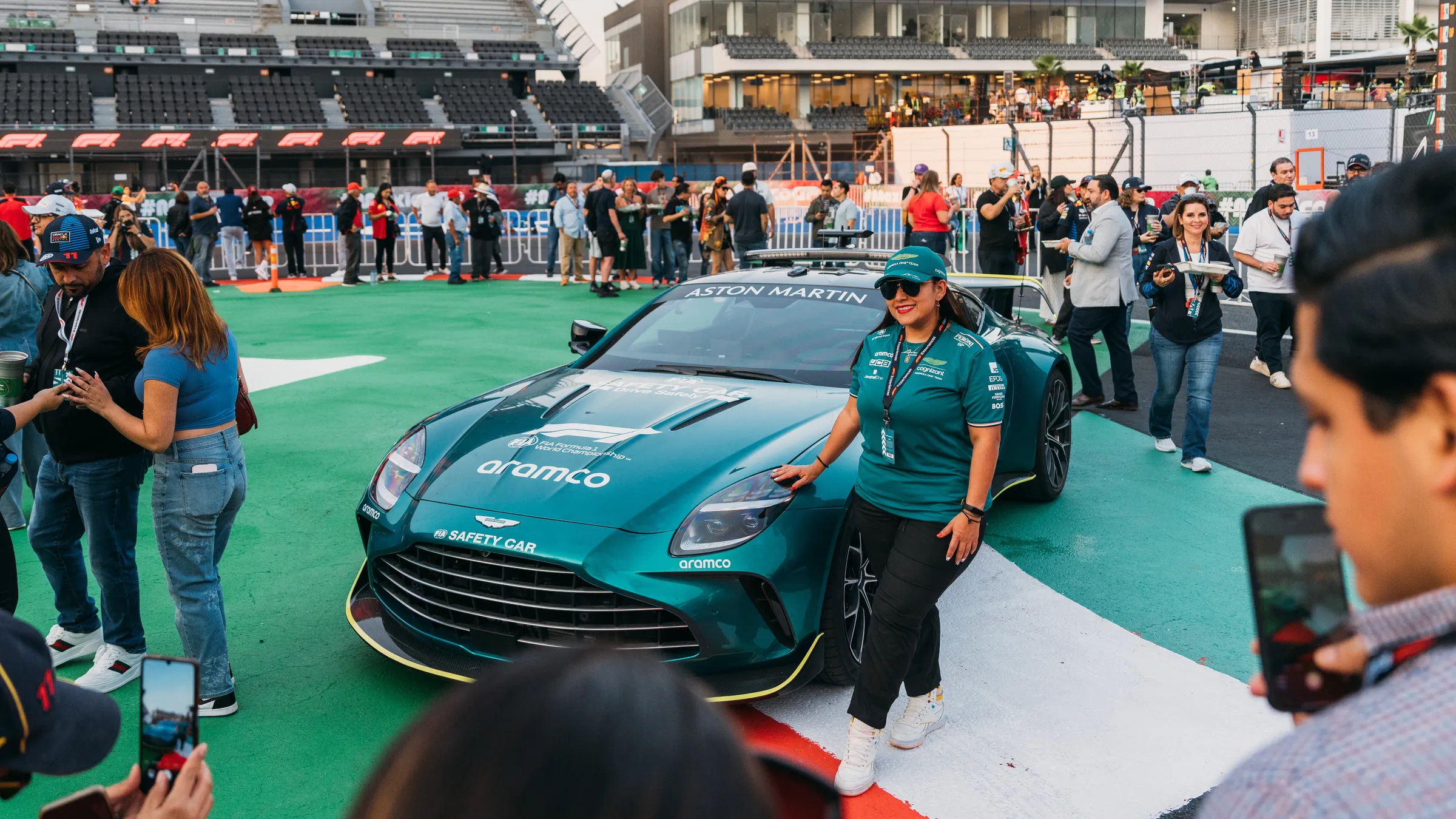 F1® EXPERIENCES LIVE